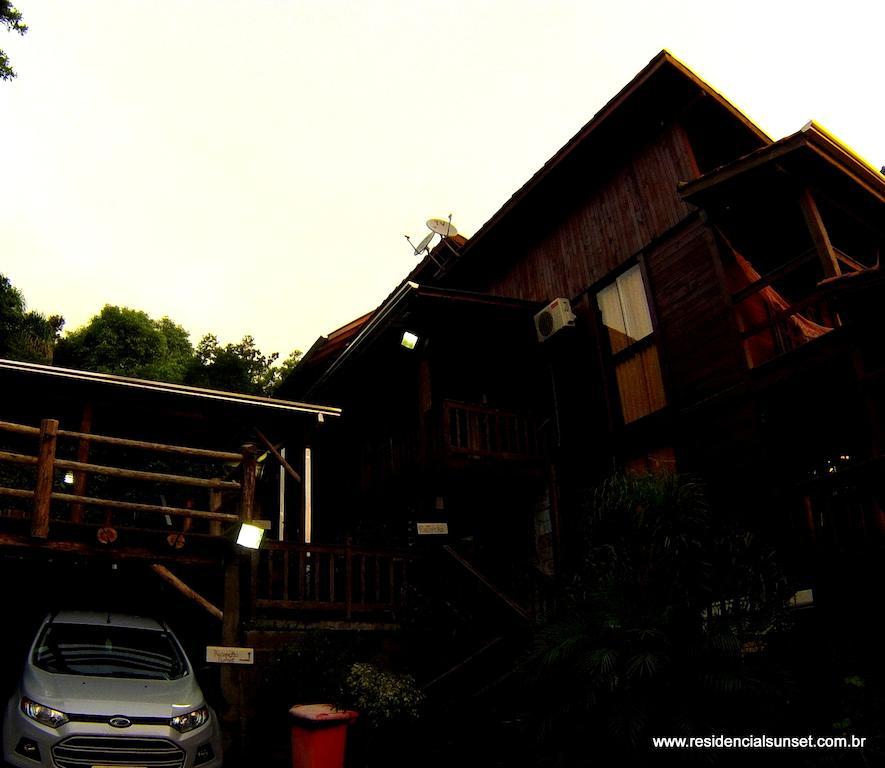 Aparthotel Residencial Sunset Bombinhas Zewnętrze zdjęcie